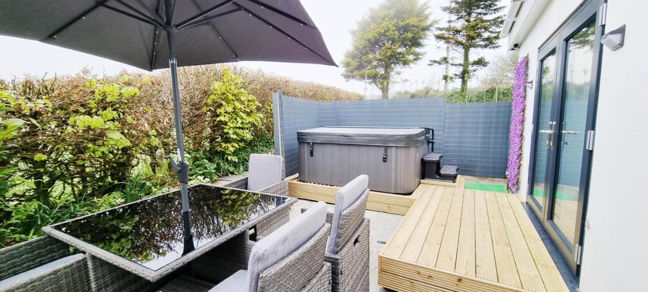 Marthys House With Hot Tub Looe Vila Exterior foto